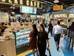 One Raffles Place (D1), Retail #560987201